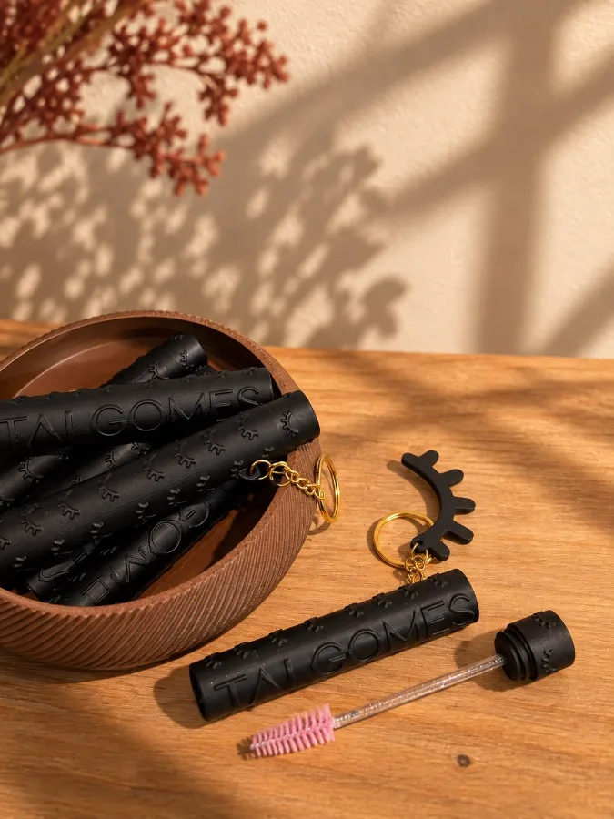 Kit Chaveiro Porta Escovinha de Cílios